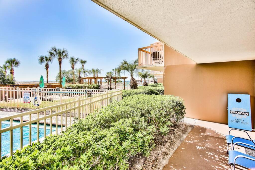 Pelican Beach Resort-Walkout Unit-On The Beach Destin Luaran gambar