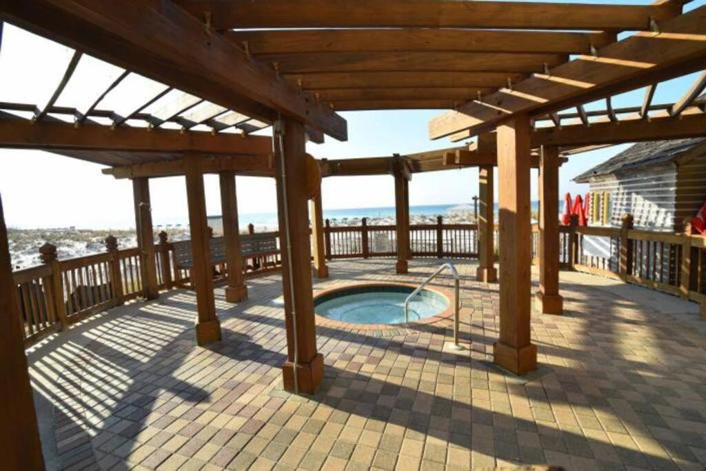 Pelican Beach Resort-Walkout Unit-On The Beach Destin Luaran gambar